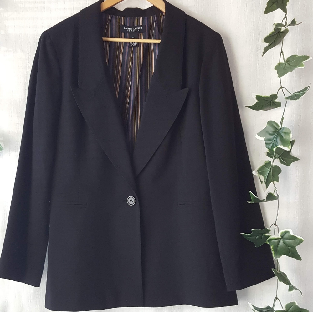 Larry Levine Black stretch blazer with striped lining XL